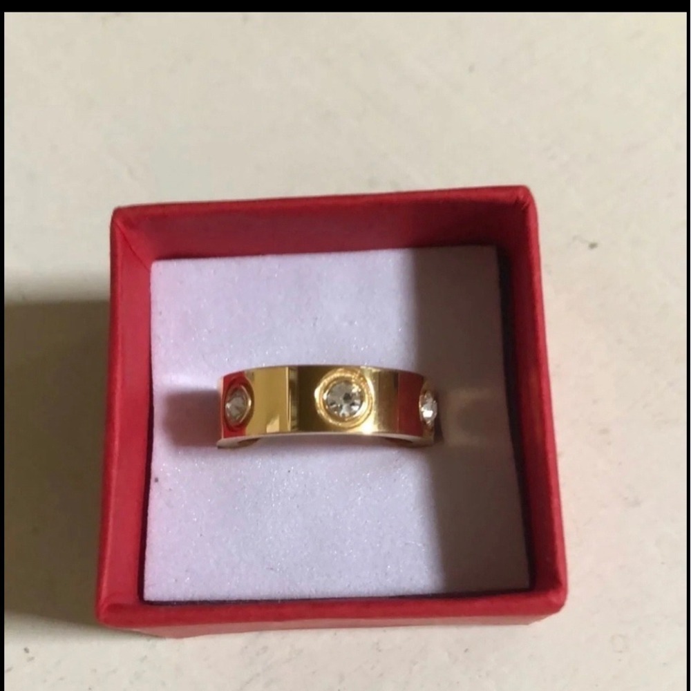 New Gold‎ Tone Stainless Steel Crystal Accent Love Band Ring Women's Sz 8